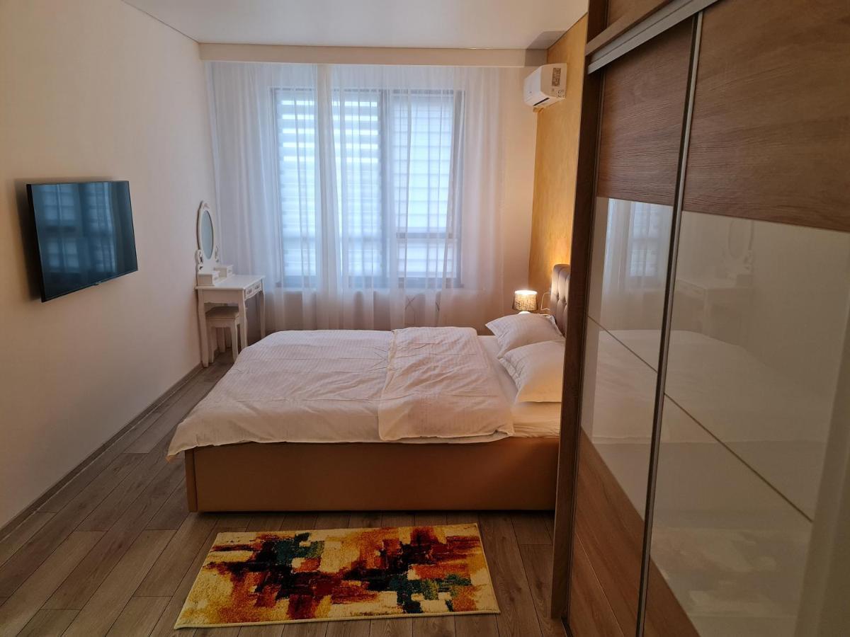 Eva Apartament Apartment Galati Ngoại thất bức ảnh